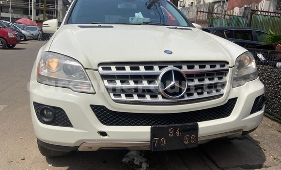 Acheter Neuf Voiture Mercedes‒Benz ML–Class Blanc à Douala, Littoral Cameroon Acheter Neuf Voiture Mercedes‒Benz ML–Class Blanc à Douala, Littoral Cameroon