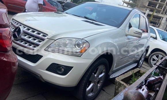 Acheter Neuf Voiture Mercedes‒Benz ML–Class Blanc à Douala, Littoral Cameroon Acheter Neuf Voiture Mercedes‒Benz ML–Class Blanc à Douala, Littoral Cameroon