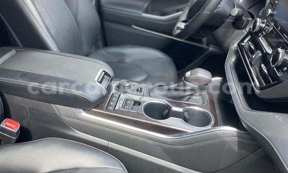 Acheter Neuf Voiture Toyota Highlander Gris à Douala, Littoral Cameroon Acheter Neuf Voiture Toyota Highlander Gris à Douala, Littoral Cameroon