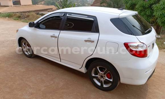 Acheter Occasion Voiture Toyota Matrix Blanc à Douala, Littoral Cameroon Acheter Occasion Voiture Toyota Matrix Blanc à Douala, Littoral Cameroon