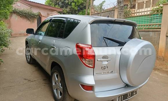 Acheter Occasion Voiture Toyota RAV4 Autre à Douala, Littoral Cameroon Acheter Occasion Voiture Toyota RAV4 Autre à Douala, Littoral Cameroon
