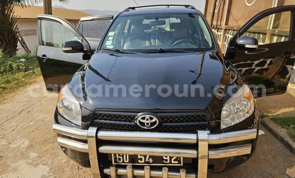 Acheter Occasion Voiture Toyota RAV4 Noir à Douala, Littoral Cameroon Acheter Occasion Voiture Toyota RAV4 Noir à Douala, Littoral Cameroon