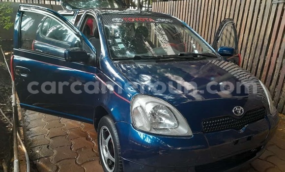 Sayi Na hannu Toyota Yaris Blue Mota in Yaounde a Babban Kamaru Sayi Na hannu Toyota Yaris Blue Mota in Yaounde a Babban Kamaru