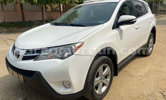 Buy Used Toyota RAV4 White Car in Douala in Littoral Cameroon Buy Used Toyota RAV4 White Car in Douala in Littoral Cameroon
