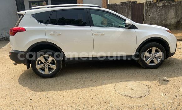 Acheter Occasion Voiture Toyota RAV4 Blanc à Douala, Littoral Cameroon Acheter Occasion Voiture Toyota RAV4 Blanc à Douala, Littoral Cameroon