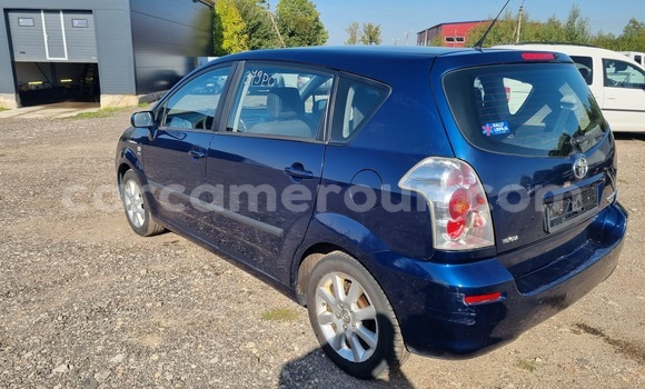 Buy Used Toyota Corolla Verso Blue Car in Douala in Littoral Cameroon Buy Used Toyota Corolla Verso Blue Car in Douala in Littoral Cameroon