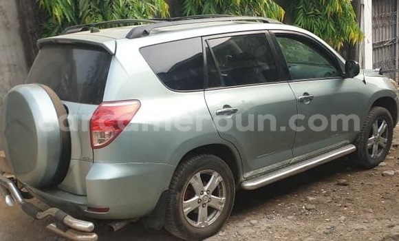 Acheter Occasion Voiture Toyota RAV4 Gris à Douala, Littoral Cameroon Acheter Occasion Voiture Toyota RAV4 Gris à Douala, Littoral Cameroon