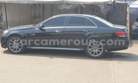 Acheter Occasion Voiture Mercedes‒Benz E–Class Noir à Douala, Littoral Cameroon Acheter Occasion Voiture Mercedes‒Benz E–Class Noir à Douala, Littoral Cameroon