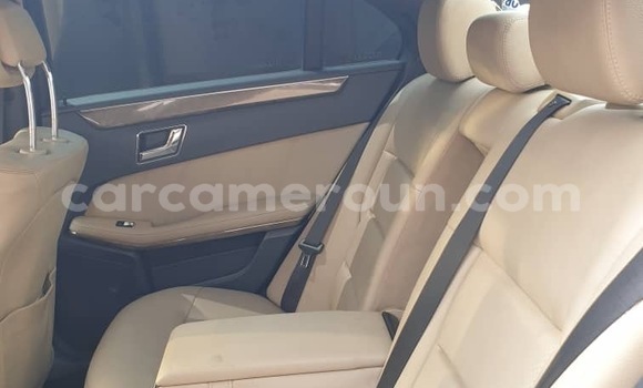 Acheter Occasion Voiture Mercedes‒Benz E–Class Noir à Douala, Littoral Cameroon Acheter Occasion Voiture Mercedes‒Benz E–Class Noir à Douala, Littoral Cameroon