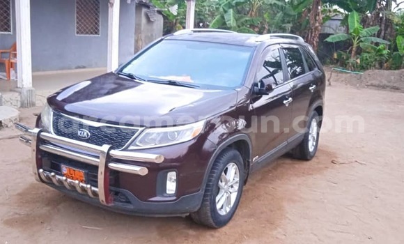 Sayi Na hannu Kia Sorento Brown Mota in Douala a Ƙasar Kamaru
