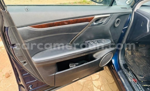 Acheter Occasion Voiture Lexus RX 350 Noir à Yaoundé, Central Cameroon Acheter Occasion Voiture Lexus RX 350 Noir à Yaoundé, Central Cameroon