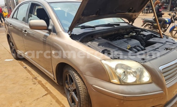 Buy New Toyota Avensis Brown Car in Yaounde in Central Cameroon Buy New Toyota Avensis Brown Car in Yaounde in Central Cameroon
