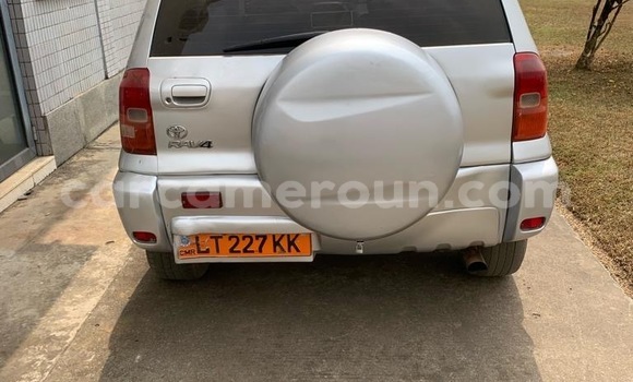 Acheter Neuf Voiture Toyota RAV4 Gris à Douala, Littoral Cameroon Acheter Neuf Voiture Toyota RAV4 Gris à Douala, Littoral Cameroon