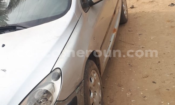 Acheter Occasion Voiture Peugeot 307 Gris à Douala, Littoral Cameroon Acheter Occasion Voiture Peugeot 307 Gris à Douala, Littoral Cameroon