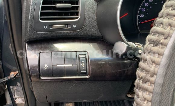Buy Used Kia Sorento Green Car in Yaounde in Central Cameroon Buy Used Kia Sorento Green Car in Yaounde in Central Cameroon