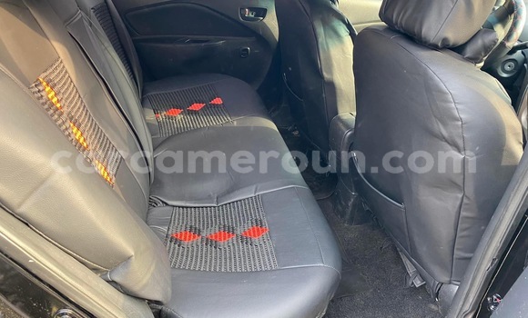 Acheter Neuf Voiture Toyota Yaris Noir à Douala, Littoral Cameroon Acheter Neuf Voiture Toyota Yaris Noir à Douala, Littoral Cameroon