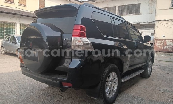 Sayi Na hannu Toyota Prado Black Mota in Douala a Ƙasar Kamaru Sayi Na hannu Toyota Prado Black Mota in Douala a Ƙasar Kamaru