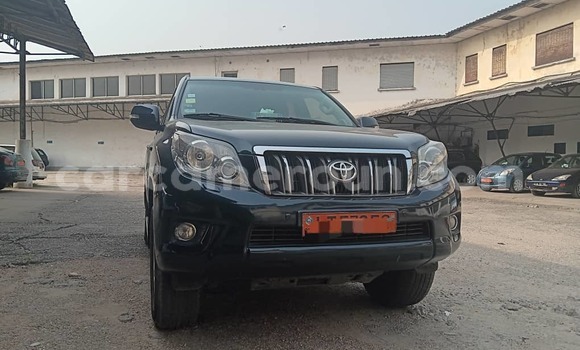 Sayi Na hannu Toyota Prado Black Mota in Douala a Ƙasar Kamaru Sayi Na hannu Toyota Prado Black Mota in Douala a Ƙasar Kamaru