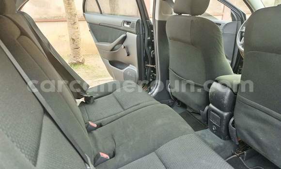 Acheter Occasion Voiture Toyota Avensis Vert à Yaoundé, Central Cameroon Acheter Occasion Voiture Toyota Avensis Vert à Yaoundé, Central Cameroon