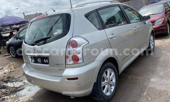 Acheter Occasion Voiture Toyota Corolla Gris à Yaoundé, Central Cameroon Acheter Occasion Voiture Toyota Corolla Gris à Yaoundé, Central Cameroon