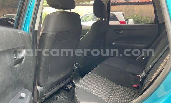 Sayi Na hannu Suzuki Vitara Blue Mota in Douala a Ƙasar Kamaru Sayi Na hannu Suzuki Vitara Blue Mota in Douala a Ƙasar Kamaru