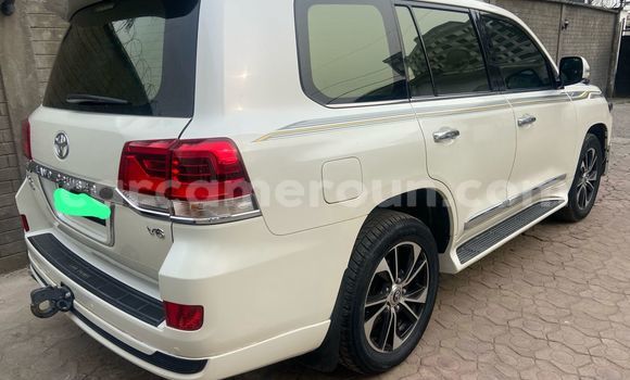 Buy New Toyota Land Cruiser White Car in Douala in Littoral Cameroon Buy New Toyota Land Cruiser White Car in Douala in Littoral Cameroon