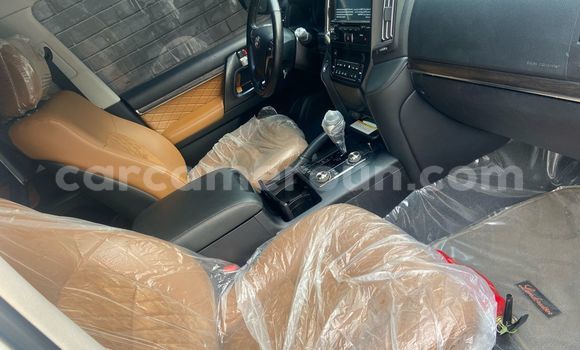 Buy New Toyota Land Cruiser White Car in Douala in Littoral Cameroon Buy New Toyota Land Cruiser White Car in Douala in Littoral Cameroon