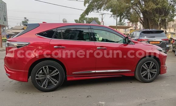 Acheter Import Voiture Toyota Harrier Rouge à Douala, Littoral Cameroon Acheter Import Voiture Toyota Harrier Rouge à Douala, Littoral Cameroon
