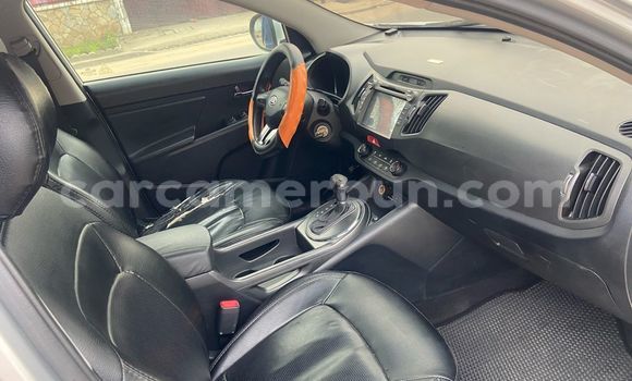 Buy Used Kia Sportage Silver Car in Douala in Littoral Cameroon Buy Used Kia Sportage Silver Car in Douala in Littoral Cameroon