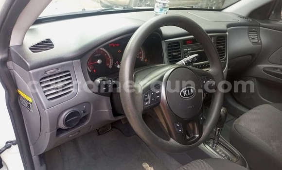 Acheter Occasion Voiture Kia Rio Blanc à Douala, Littoral Cameroon Acheter Occasion Voiture Kia Rio Blanc à Douala, Littoral Cameroon