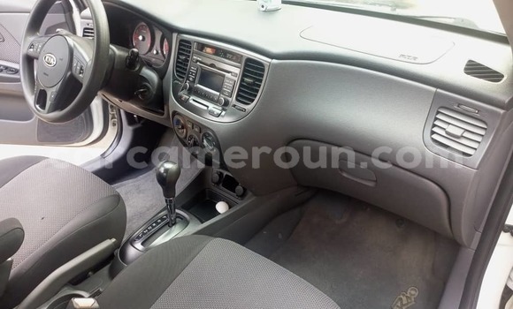Acheter Occasion Voiture Kia Rio Blanc à Douala, Littoral Cameroon Acheter Occasion Voiture Kia Rio Blanc à Douala, Littoral Cameroon