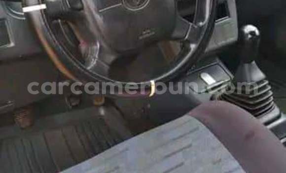 Sayi Na hannu Toyota Ade Blue Babbar mota in Ebolowa a Kamaru ta Kudu Sayi Na hannu Toyota Ade Blue Babbar mota in Ebolowa a Kamaru ta Kudu