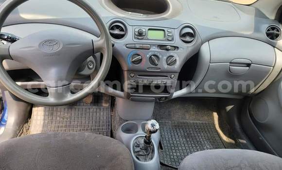 Acheter Occasion Voiture Toyota Yaris Bleu à Yaoundé, Central Cameroon Acheter Occasion Voiture Toyota Yaris Bleu à Yaoundé, Central Cameroon