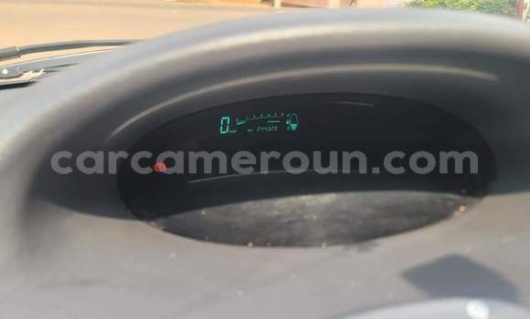 Acheter Occasion Voiture Toyota Yaris Bleu à Yaoundé, Central Cameroon Acheter Occasion Voiture Toyota Yaris Bleu à Yaoundé, Central Cameroon