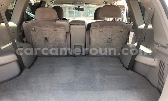 Sayi Na hannu Toyota Highlander White Mota in Yaounde a Babban Kamaru Sayi Na hannu Toyota Highlander White Mota in Yaounde a Babban Kamaru