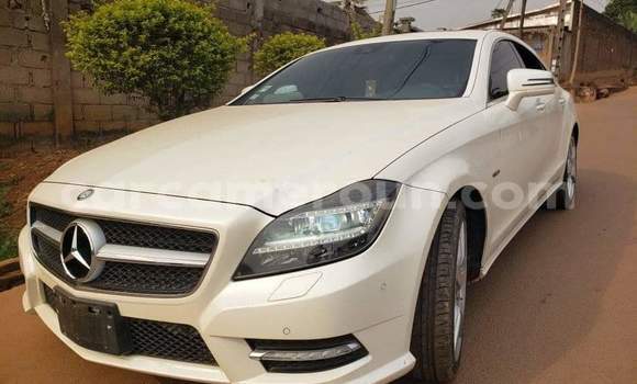 Buy Used Mercedes‒Benz C-klasse AMG White Car in Yaounde in Central Cameroon Buy Used Mercedes‒Benz C-klasse AMG White Car in Yaounde in Central Cameroon
