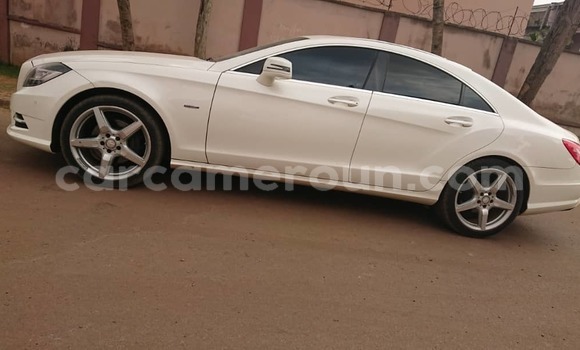 Buy Used Mercedes‒Benz CLS–Class White Car in Yaounde in Central Cameroon Buy Used Mercedes‒Benz CLS–Class White Car in Yaounde in Central Cameroon