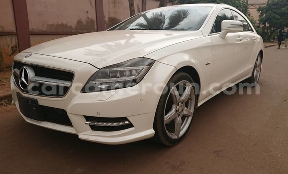 Buy Used Mercedes‒Benz CLS–Class White Car in Yaounde in Central Cameroon Buy Used Mercedes‒Benz CLS–Class White Car in Yaounde in Central Cameroon