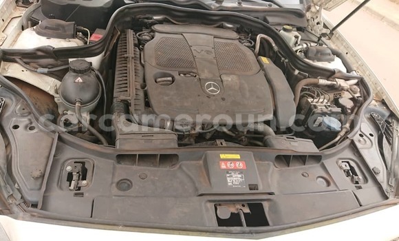 Buy Used Mercedes‒Benz CLS–Class White Car in Yaounde in Central Cameroon Buy Used Mercedes‒Benz CLS–Class White Car in Yaounde in Central Cameroon