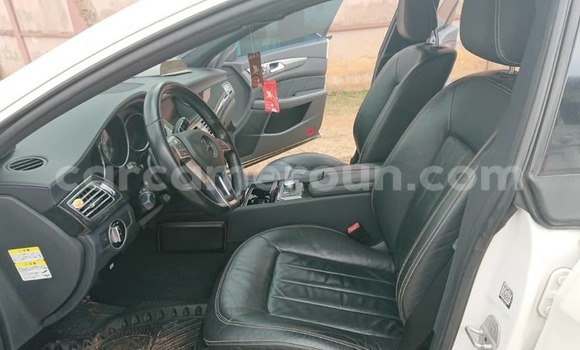 Buy Used Mercedes‒Benz CLS–Class White Car in Yaounde in Central Cameroon Buy Used Mercedes‒Benz CLS–Class White Car in Yaounde in Central Cameroon