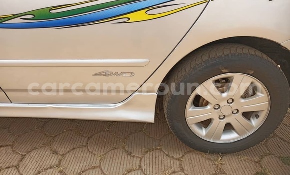 Acheter Occasion Voiture Toyota Corolla Gris à Yaoundé, Central Cameroon Acheter Occasion Voiture Toyota Corolla Gris à Yaoundé, Central Cameroon