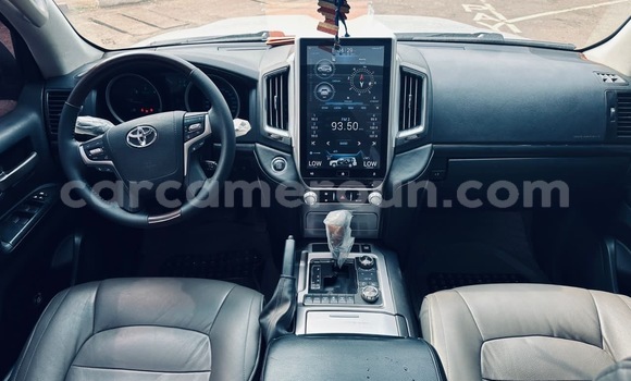 Acheter Occasion Voiture Toyota Corolla Gris à Yaoundé, Central Cameroon Acheter Occasion Voiture Toyota Corolla Gris à Yaoundé, Central Cameroon