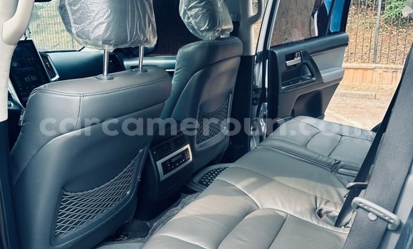 Acheter Occasion Voiture Toyota Corolla Gris à Yaoundé, Central Cameroon Acheter Occasion Voiture Toyota Corolla Gris à Yaoundé, Central Cameroon