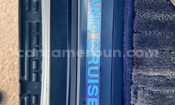 Acheter Occasion Voiture Toyota Corolla Gris à Yaoundé, Central Cameroon Acheter Occasion Voiture Toyota Corolla Gris à Yaoundé, Central Cameroon