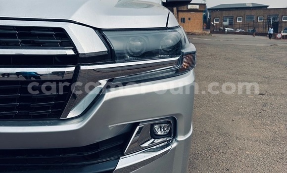 Acheter Occasion Voiture Toyota Corolla Gris à Yaoundé, Central Cameroon Acheter Occasion Voiture Toyota Corolla Gris à Yaoundé, Central Cameroon