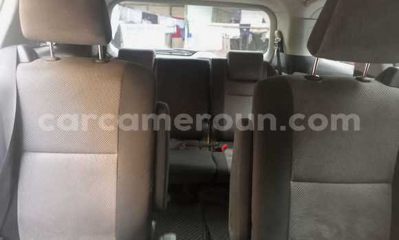 Acheter Occasion Voiture Toyota Estima Noir à Douala, Littoral Cameroon Acheter Occasion Voiture Toyota Estima Noir à Douala, Littoral Cameroon