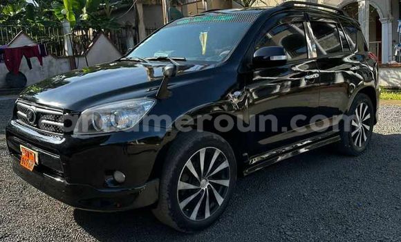 Sayi Na hannu Toyota RAV4 Black Mota in Douala a Ƙasar Kamaru Sayi Na hannu Toyota RAV4 Black Mota in Douala a Ƙasar Kamaru