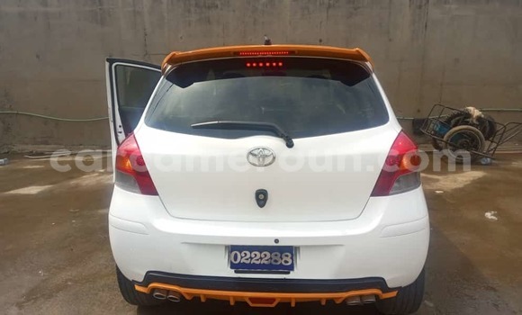 Acheter Occasion Voiture Toyota Vitz Blanc à Douala, Littoral Cameroon Acheter Occasion Voiture Toyota Vitz Blanc à Douala, Littoral Cameroon