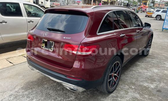Sayi Na hannu Mercedes‒Benz GLC Sauran Mota in Douala a Ƙasar Kamaru Sayi Na hannu Mercedes‒Benz GLC Sauran Mota in Douala a Ƙasar Kamaru