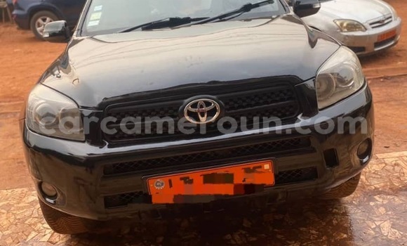 Sayi Na hannu Toyota RAV4 Black Mota in Yaounde a Babban Kamaru